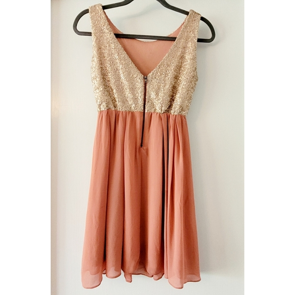 Alythea  small pink sequin dress - Picture 2 of 3